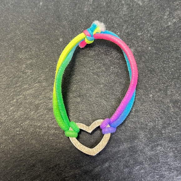 Heart Rainbow Girls Stretch Bracelet - Picture 3 of 4